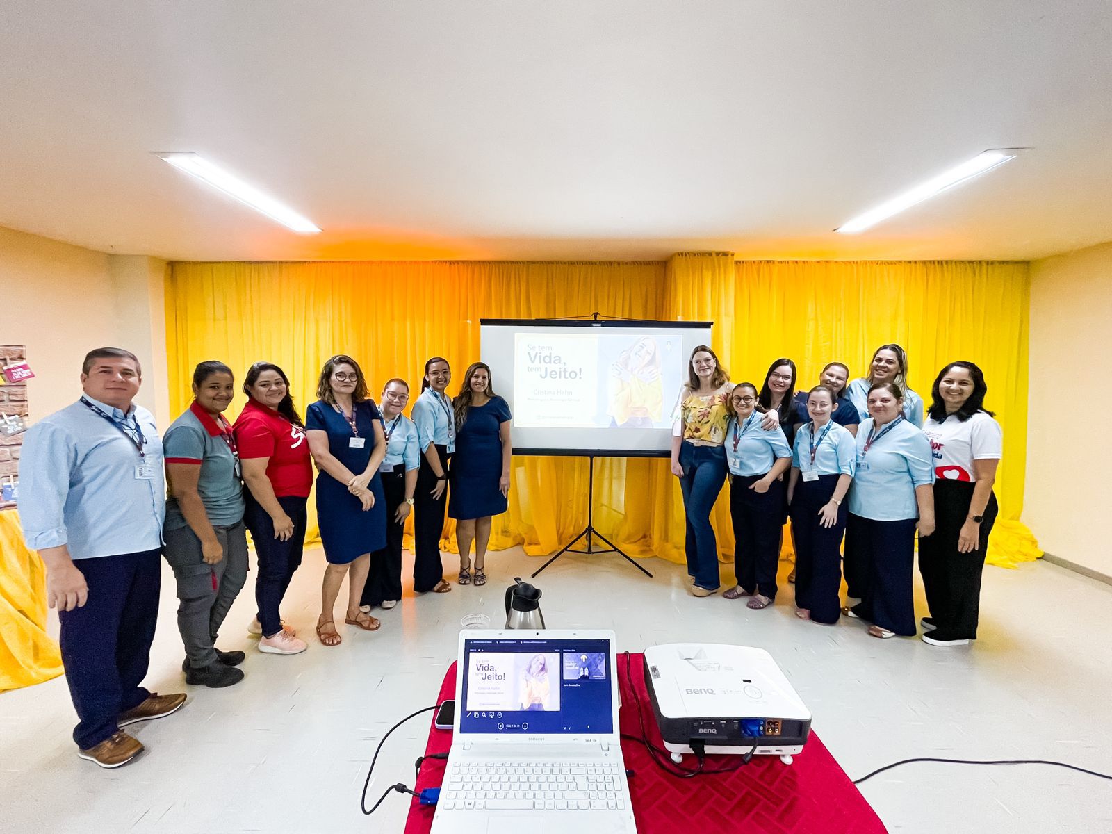 Cristina Hahn em palestra